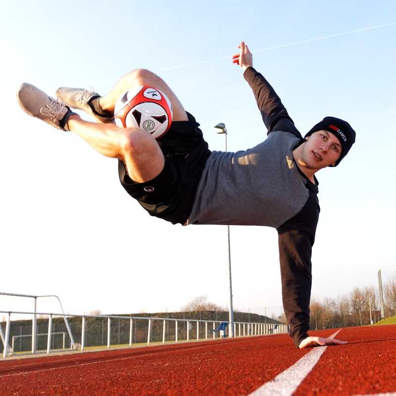 „Fußballworkshop Freestyle“ mit M. Niidas