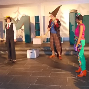 Szene aus dem Stück "Kurzer Prozess mit Hänsel und Gretel"