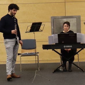 Ensemble von Live-Music-Now auf der B&uuml;hne