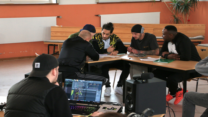 Olexesh-bringen-Beat-und-Text-zusammen---IMG_0236