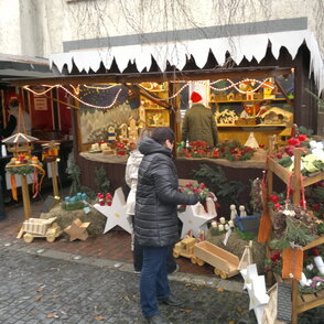 Stand der JVA Bielefeld-Senne auf dem Weihnachtsmarkt